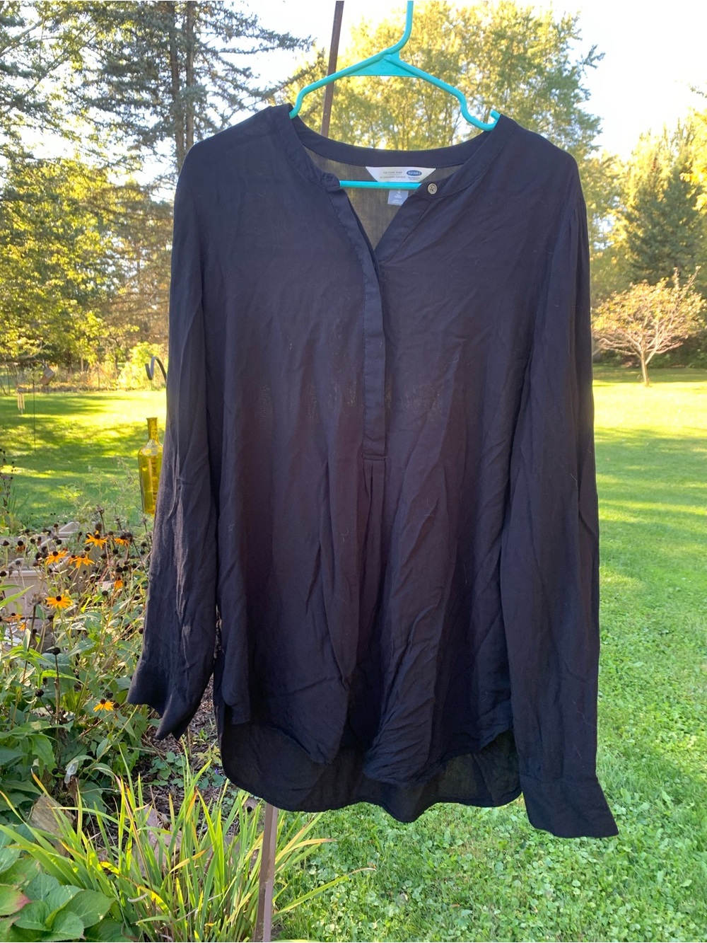 Old Navy Black Long-Sleeve Tunic